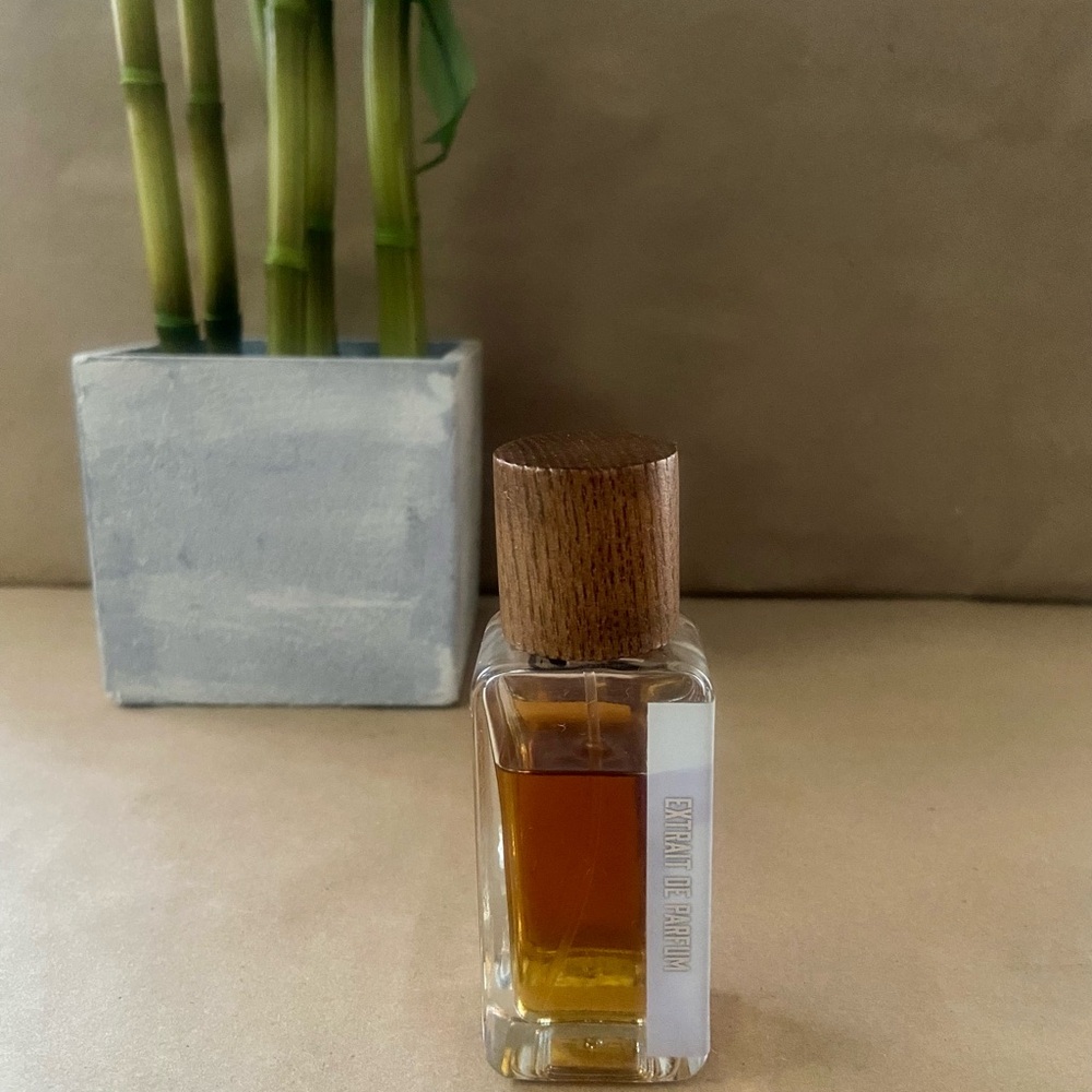 Extrait Perfume - Picture 4 of 5